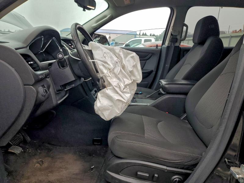 Photo 7 from auction – 2017 CHEVROLET TRAVERSE L with VIN 1GNKVGKD1HJ320220