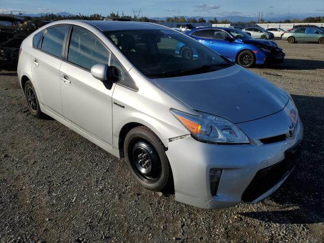 Снимка 4 от търг – 2015 TOYOTA PRIUS с VIN JTDKN3DU9F0428554