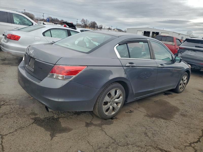 Photo 3 from auction – 2010 HONDA ACCORD EX with VIN 1HGCP2F75AA002039