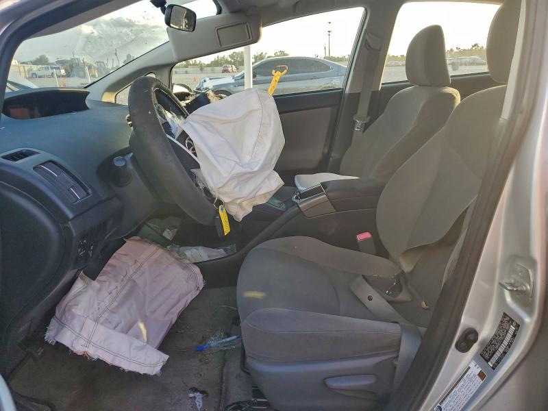 Photo 7 from auction – 2012 TOYOTA PRIUS with VIN JTDKN3DU1C1516410