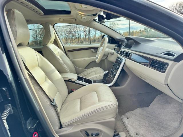 Photo 5 from auction – 2013 VOLVO XC70 T6 with VIN YV4902BZ2D1153250