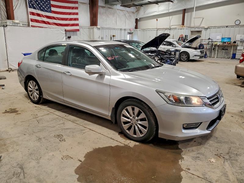 Photo 4 from auction – 2013 HONDA ACCORD EX with VIN 1HGCR2F79DA240622