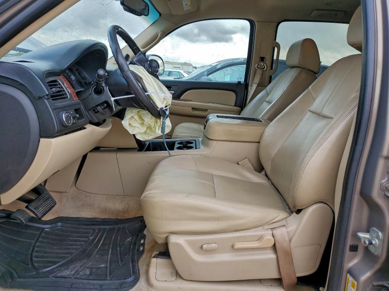 Photo 7 from auction – 2007 CHEVROLET SUBURBAN C with VIN 1GNFC16J07R224910