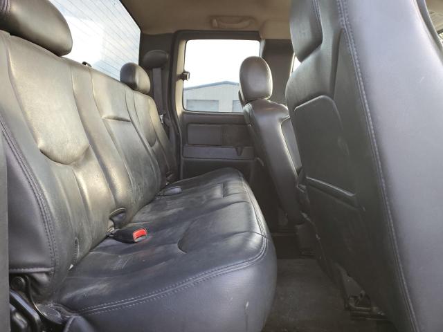 Photo 10 from auction – 2005 CHEVROLET SILVERADO with VIN 2GCEK19B651351095