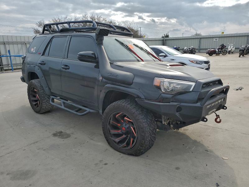 Photo 4 from auction – 2016 TOYOTA 4RUNNER with VIN JTEBU5JR4G5375812