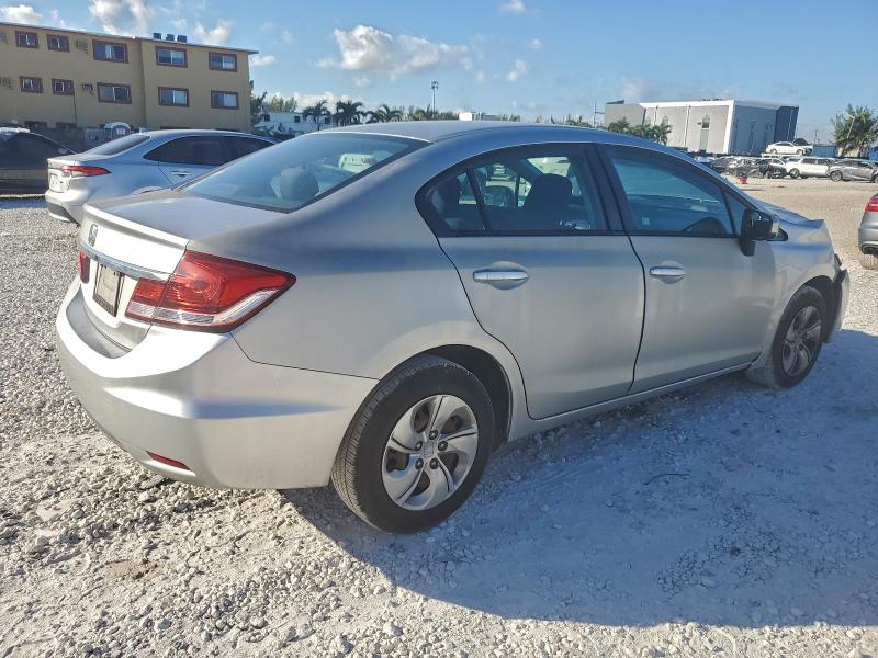 Photo 3 from auction – 2015 HONDA CIVIC LX with VIN 19XFB2F54FE243149