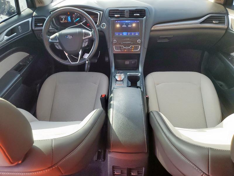 Photo 8 from auction – 2020 FORD FUSION with VIN 3FA6P0HD2LR255224