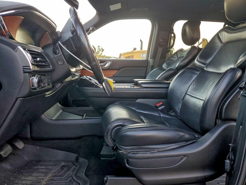 Photo 7 from auction – 2019 LINCOLN NAVIGATOR with VIN 5LMJJ2JTXKEL15165