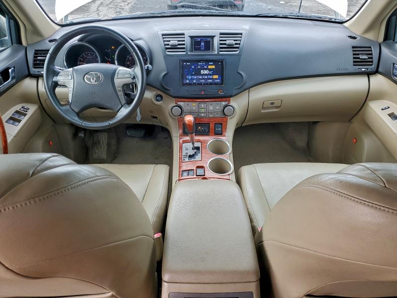 Photo 8 from auction – 2008 TOYOTA HIGHLANDER with VIN JTEES42A182063939