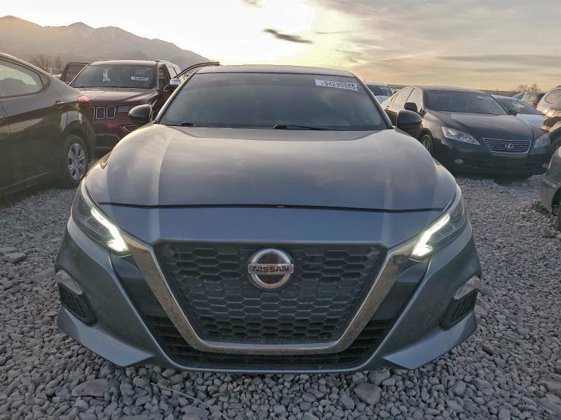 Photo 5 from auction – 2022 NISSAN ALTIMA SR with VIN 1N4BL4CV8NN349311