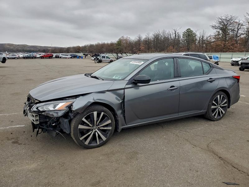 NISSAN ALTIMA SR 2019 with VIN 1N4BL4CV0KC227274 - Photo from auction