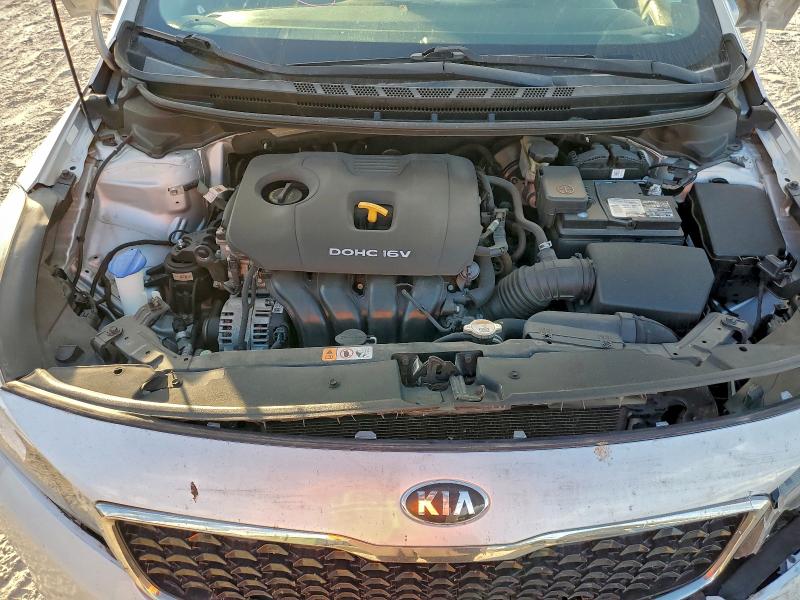 Photo 11 from auction – 2017 KIA FORTE LX with VIN 3KPFL4A79HE123495