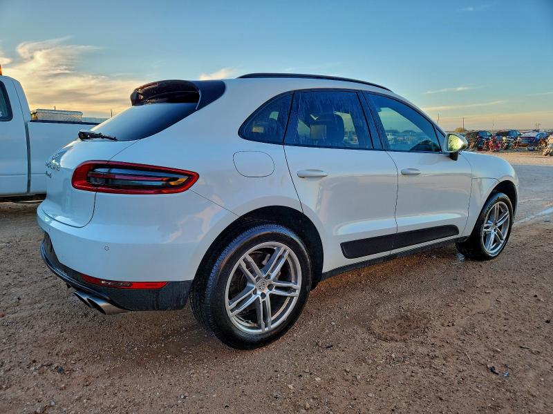Photo 3 from auction – 2017 PORSCHE MACAN S with VIN WP1AB2A55HLB11155