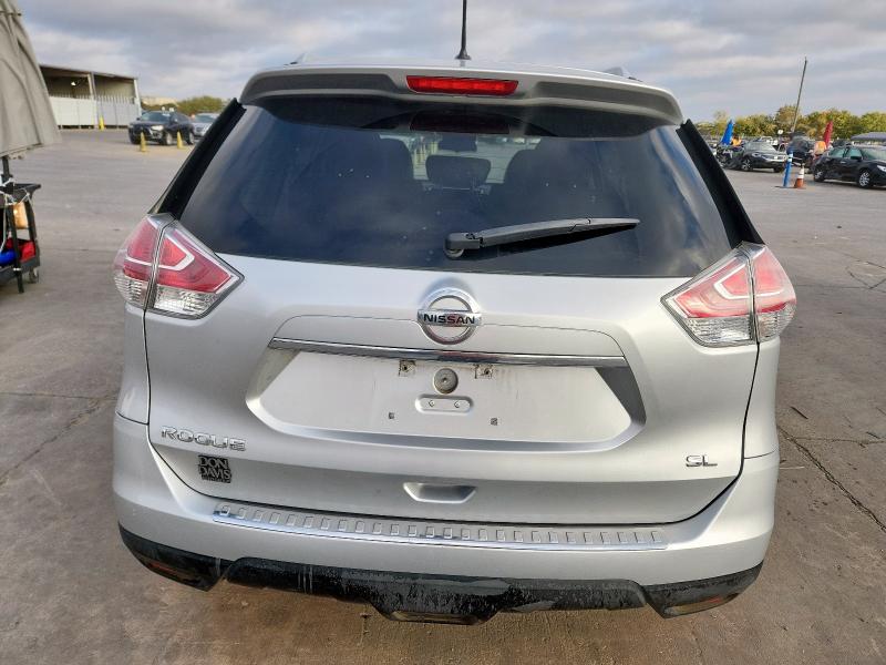 Zdjęcie 6 z aukcji – 2015 NISSAN ROGUE S z VIN 5N1AT2MT8FC844382