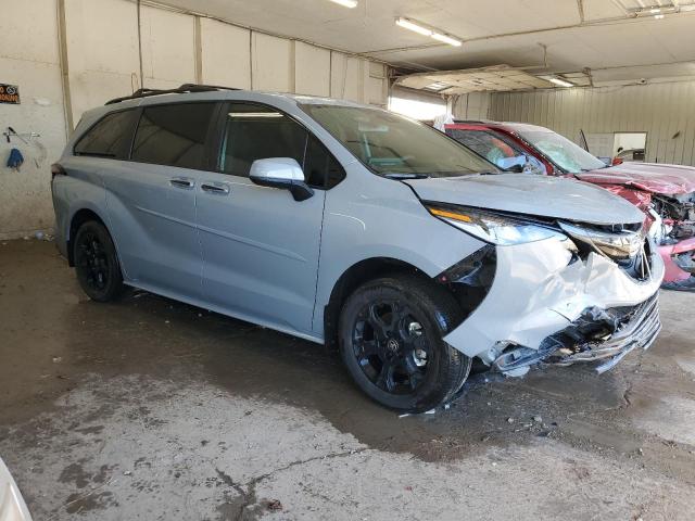 Photo 4 from auction – 2025 TOYOTA SIENNA XSE with VIN 5TDCSKFC7SS217405