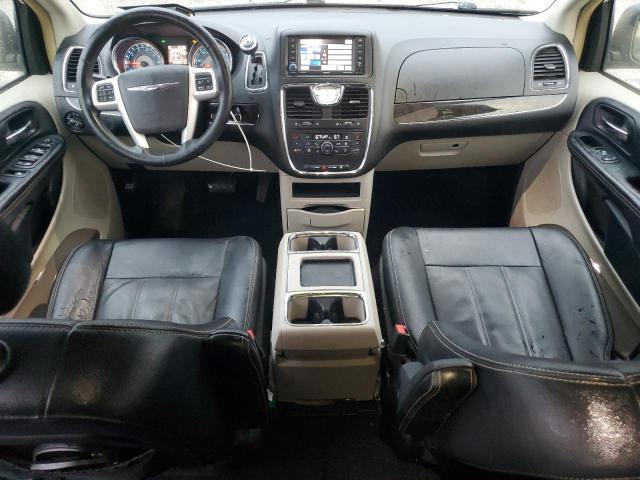 Photo 8 from auction – 2016 CHRYSLER TOWN & COU with VIN 2C4RC1BG2GR111082