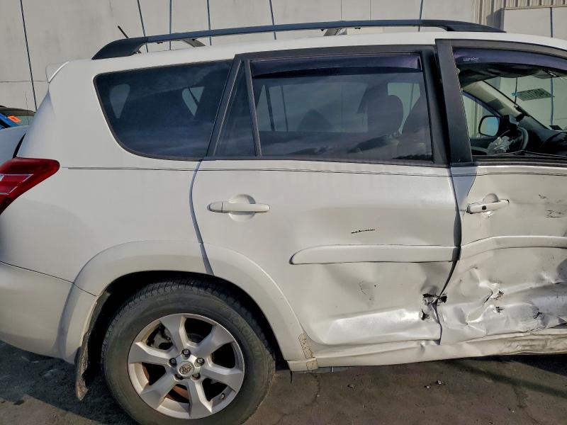 Photo 11 from auction – 2012 TOYOTA RAV4 LIMIT with VIN 2T3DK4DV4CW072411