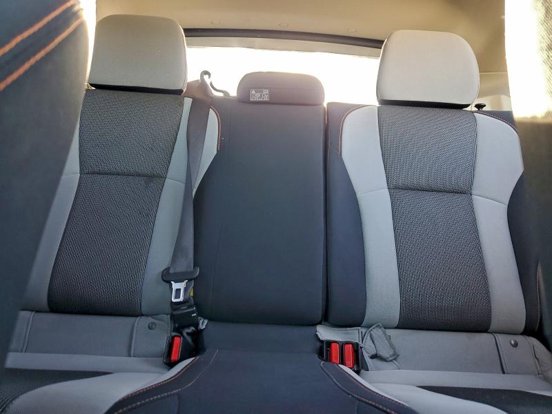 Photo 10 from auction – 2018 SUBARU CROSSTREK with VIN JF2GTABC6JH326974