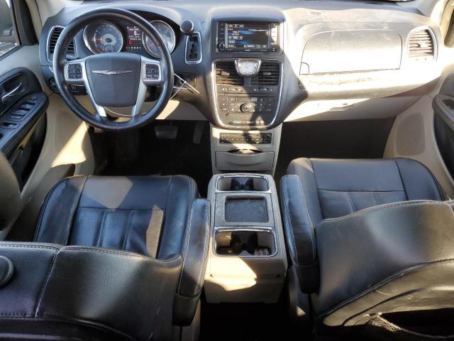 Photo 8 from auction – 2013 CHRYSLER TOWN & COU with VIN 2C4RC1CGXDR614546