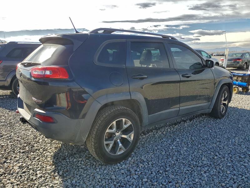 Photo 3 from auction – 2014 JEEP CHEROKEE T with VIN 1C4PJMBS9EW206505