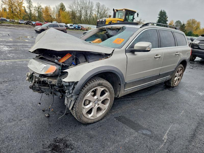 VOLVO XC70 T6 2011 with VIN YV4902BZ7B1098145 - Photo from auction