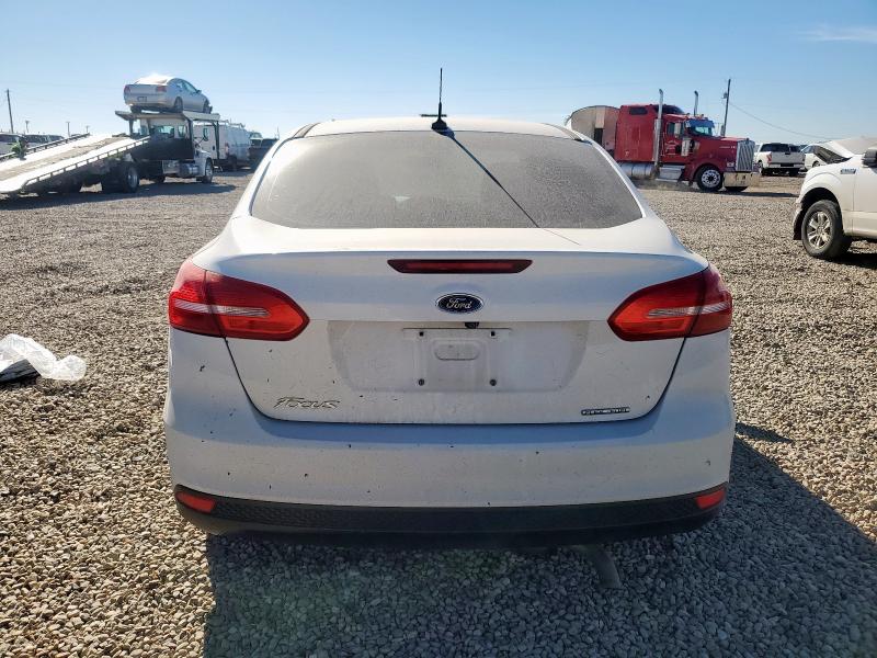 Photo 6 from auction – 2015 FORD FOCUS with VIN 1FADP3E20FL321834