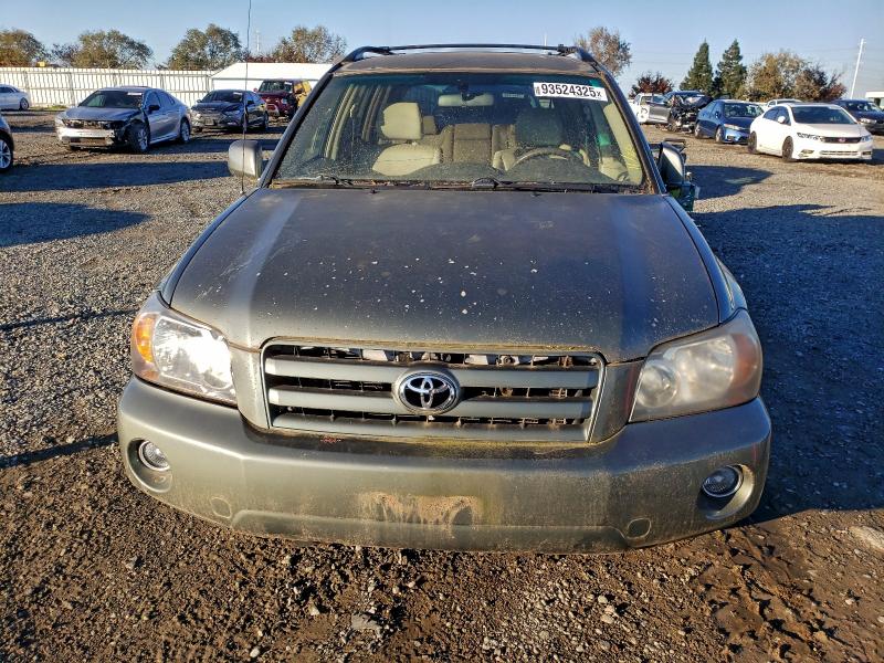 Photo 5 from auction – 2005 TOYOTA HIGHLANDER with VIN JTEDP21AX50084752