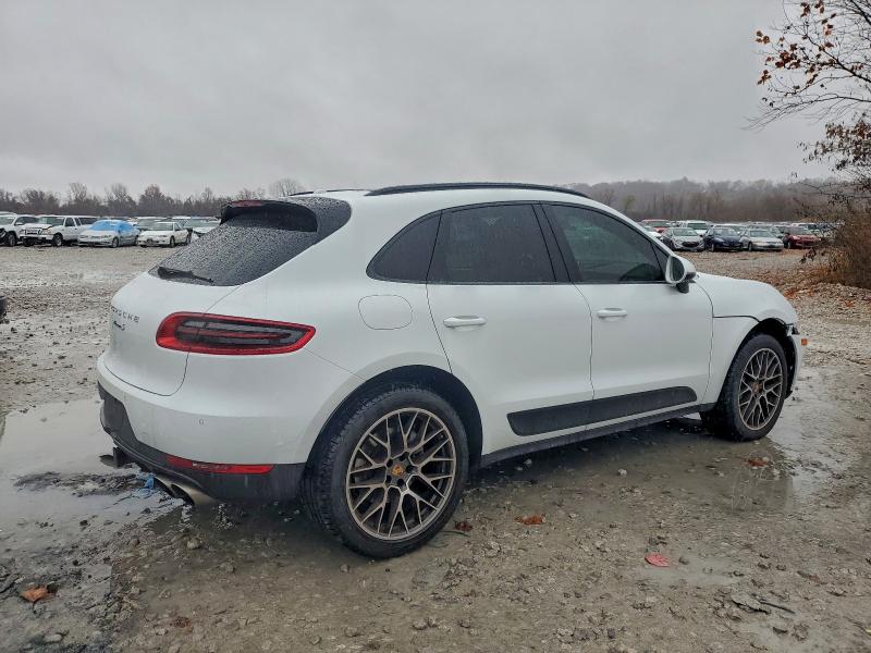 Photo 3 from auction – 2018 PORSCHE MACAN S with VIN WP1AB2A54JLB37249