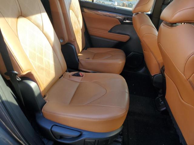 Photo 11 from auction – 2023 TOYOTA HIGHLANDER with VIN 5TDEBRCH2PS125532