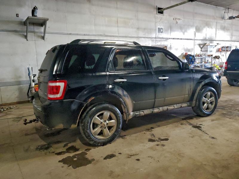 Photo 3 from auction – 2010 FORD ESCAPE LIM with VIN 1FMCU0EG3AKC25635