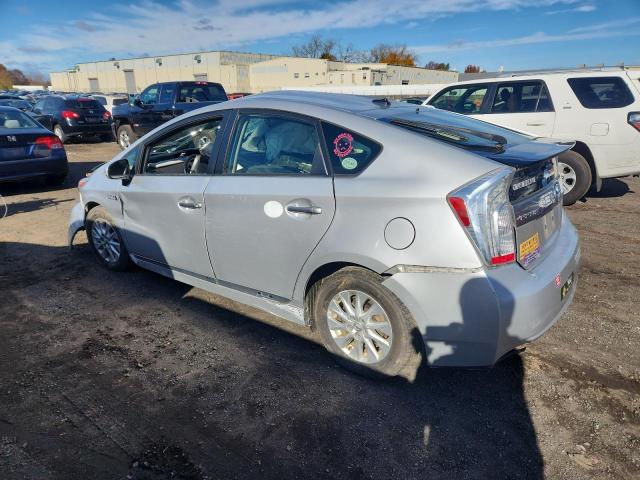 صورة رقم 2 من المزاد - 2015 TOYOTA PRIUS PLUG مع VIN JTDKN3DP9F3065990