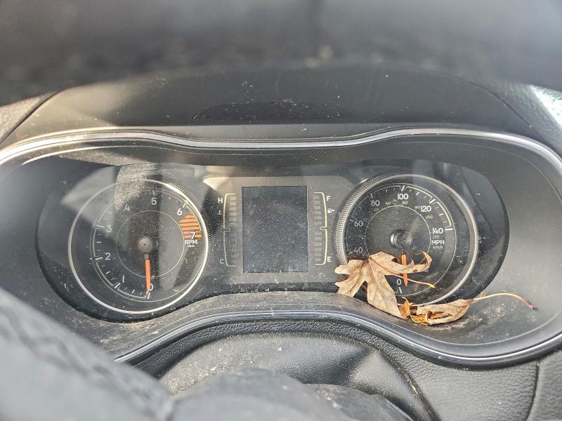 Foto 9 de la subasta – 2019 JEEP CHEROKEE con VIN 1C4PJMLBXKD364096