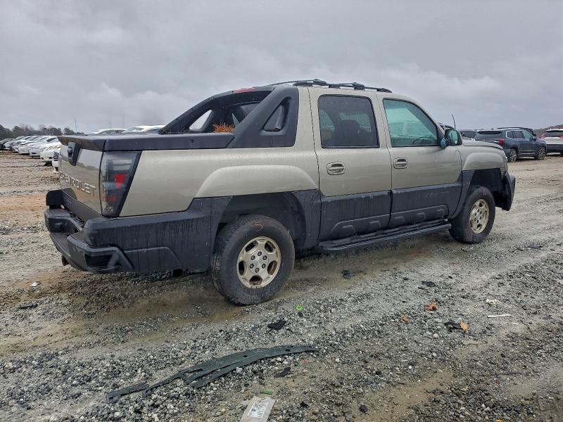 Photo 3 from auction – 2002 CHEVROLET AVALANCHE with VIN 3GNEK13T12G257413