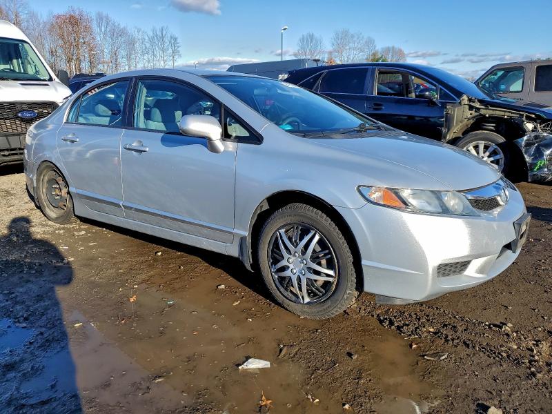 Photo 4 from auction – 2011 HONDA CIVIC LX with VIN 2HGFA1F54BH530438