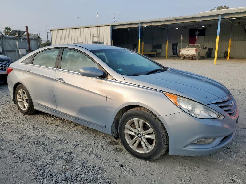 Photo 4 from auction – 2013 HYUNDAI SONATA GLS with VIN 5NPEB4AC0DH790053