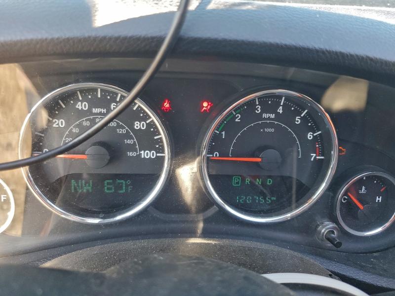 Photo 9 from auction – 2016 JEEP WRANGLER U with VIN 1C4BJWDG2GL160938