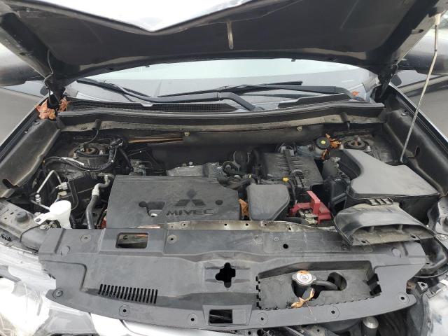 Photo 12 from auction – 2018 MITSUBISHI OUTLANDER with VIN JA4AZ2A36JZ013745