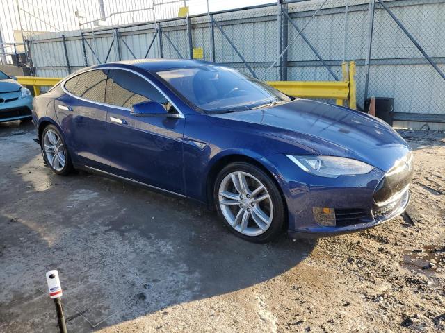 Photo 4 from auction – 2015 TESLA MODEL S 90 with VIN 5YJSA1V27FF099092