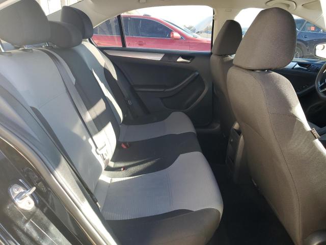 Photo 10 from auction – 2017 VOLKSWAGEN JETTA S with VIN 3VW2B7AJ1HM303989