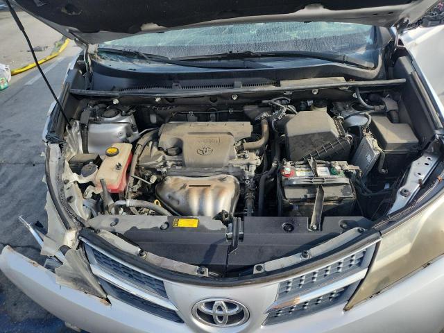 Photo 11 from auction – 2015 TOYOTA RAV4 LE with VIN 2T3ZFREV5FW133792