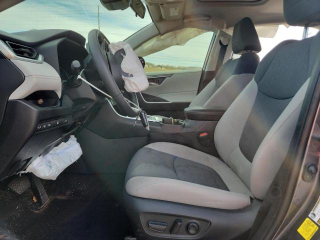 Photo 7 from auction – 2024 TOYOTA RAV4 XLE with VIN JTMRWRFV5RD208443