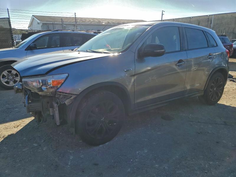 MITSUBISHI OUTLANDER 2018 with VIN JA4AR3AU5JZ022886 - Photo from auction