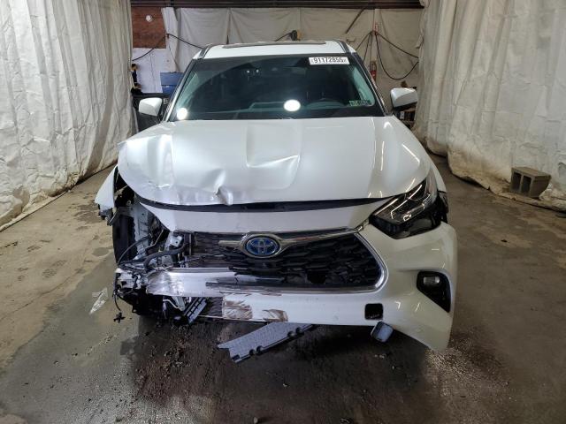 Photo 5 from auction – 2022 TOYOTA HIGHLANDER with VIN 5TDXBRCH4NS555830