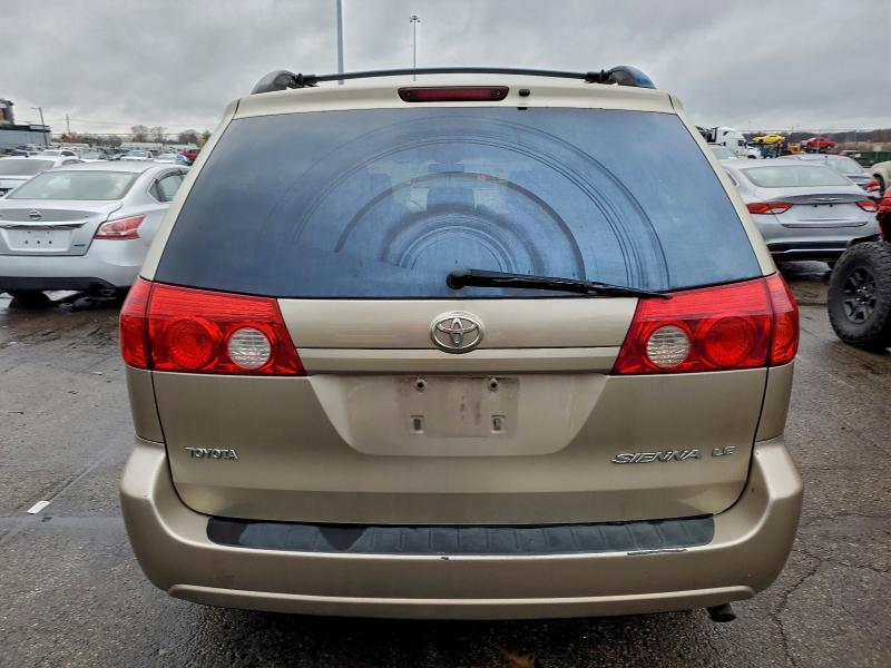 Photo 6 from auction – 2010 TOYOTA SIENNA CE with VIN 5TDKK4CC7AS327090