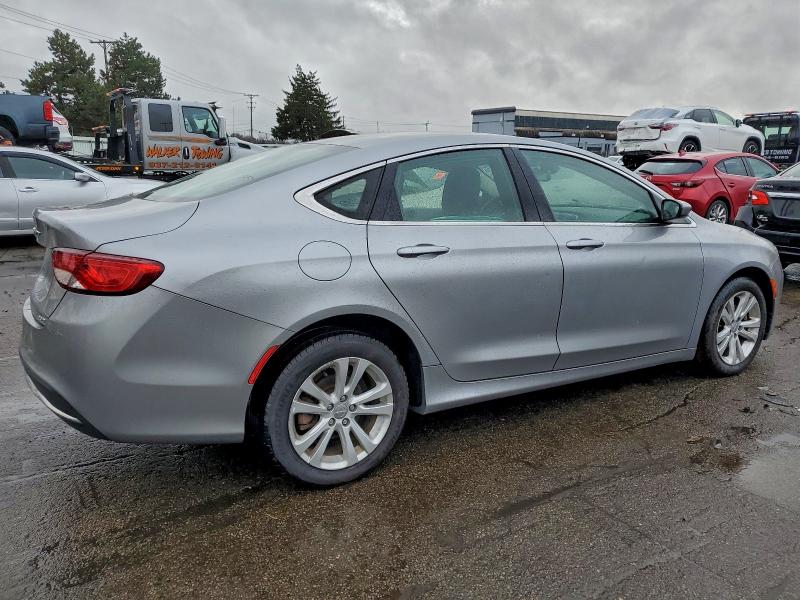 Photo 3 from auction – 2015 CHRYSLER 200 LIMITE with VIN 1C3CCCAB3FN584349