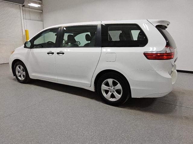 Photo 2 from auction – 2017 TOYOTA SIENNA with VIN 5TDZZ3DC5HS817010