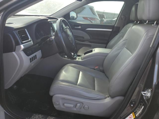 Photo 7 from auction – 2017 TOYOTA HIGHLANDER with VIN 5TDJZRFH0HS463129