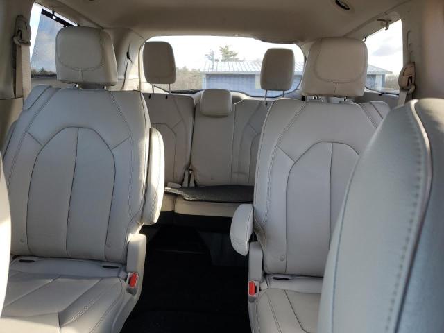 Photo 10 from auction – 2017 CHRYSLER PACIFICA T with VIN 2C4RC1BGXHR803771