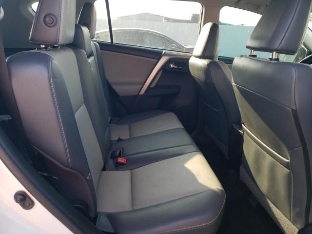 Photo 11 from auction – 2015 TOYOTA RAV4 LIMIT with VIN 2T3YFREV1FW228877