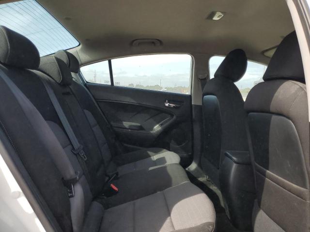 Photo 10 from auction – 2016 KIA FORTE EX with VIN KNAFX4A80G5553212